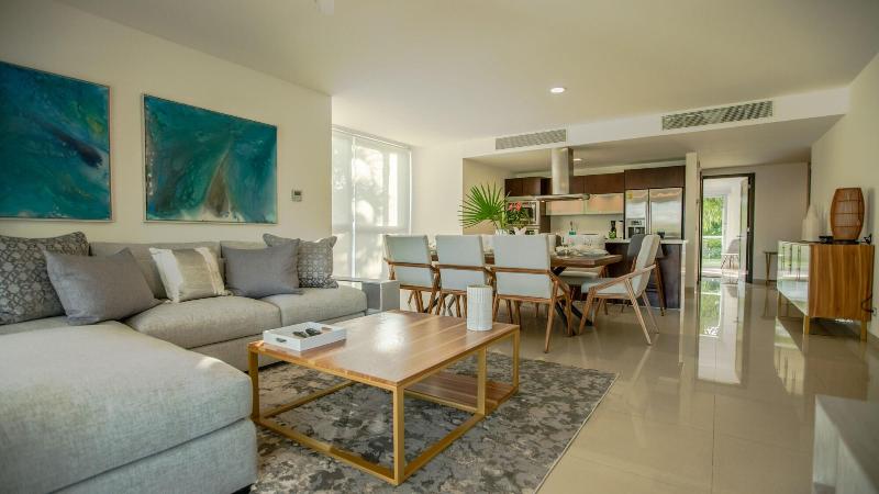 Mareazul Beach Condos Playa Del Carmen image