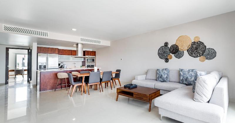 Mareazul Beach Condos Playa Del Carmen image