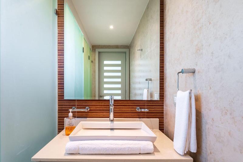 Mareazul Beach Condos Playa Del Carmen image