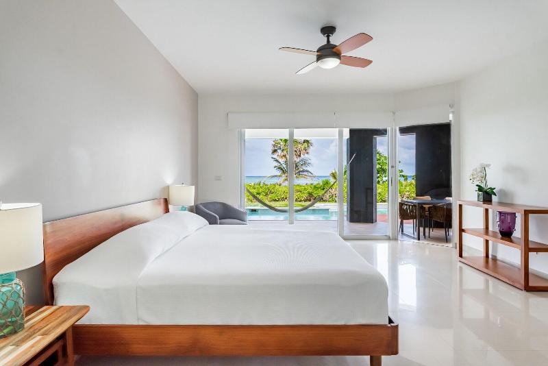 Mareazul Beach Condos Playa Del Carmen image