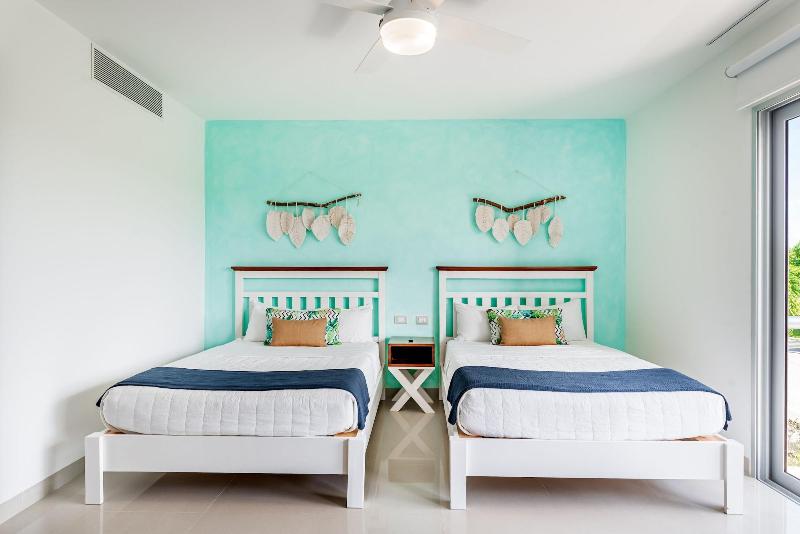 Mareazul Beach Condos Playa Del Carmen image