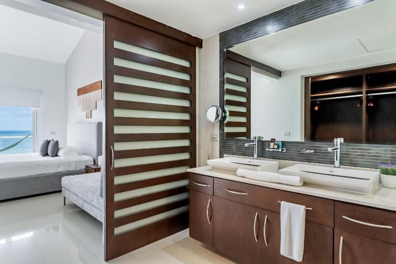 Mareazul Beach Condos Playa Del Carmen image