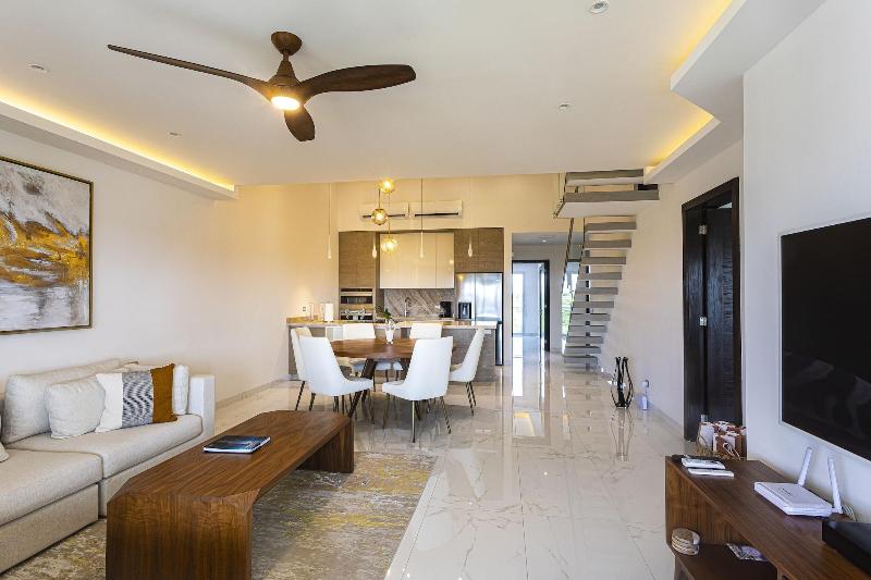 Mareazul Beach Condos Playa Del Carmen image