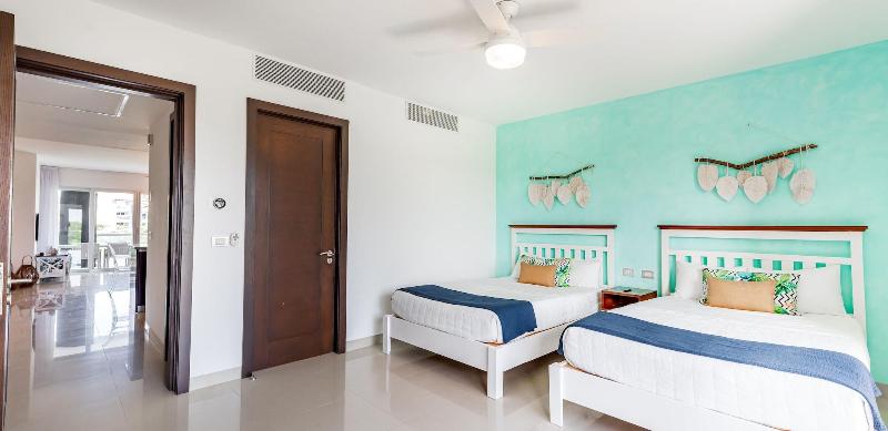 Mareazul Beach Condos Playa Del Carmen image