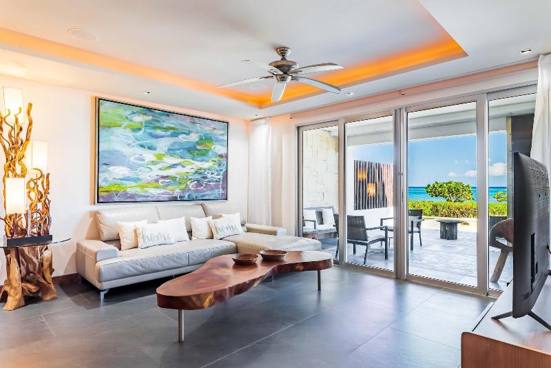Mareazul Beach Condos Playa Del Carmen image