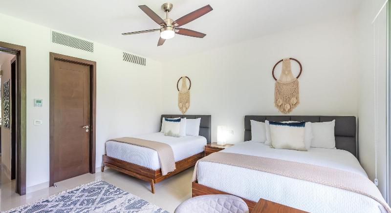Mareazul Beach Condos Playa Del Carmen image