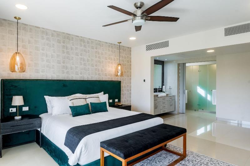 Mareazul Beach Condos Playa Del Carmen image