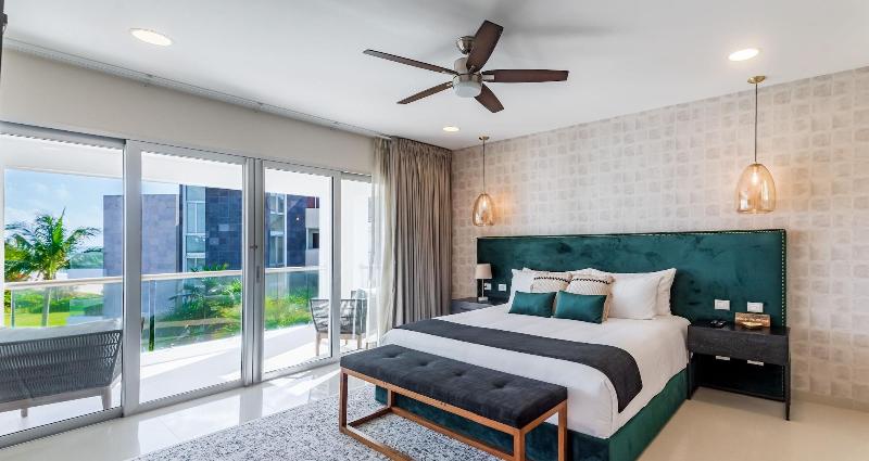 Mareazul Beach Condos Playa Del Carmen image