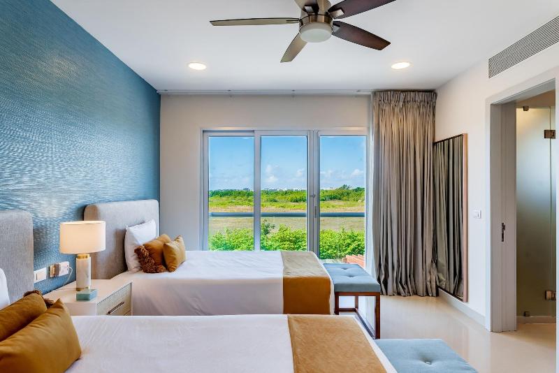 Mareazul Beach Condos Playa Del Carmen image
