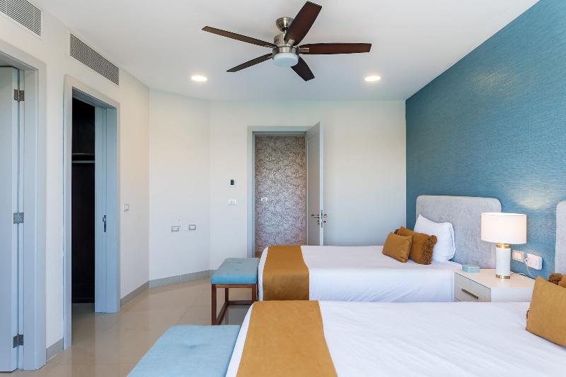 Mareazul Beach Condos Playa Del Carmen image