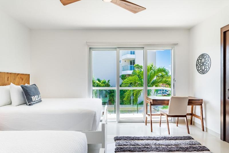 Mareazul Beach Condos Playa Del Carmen image