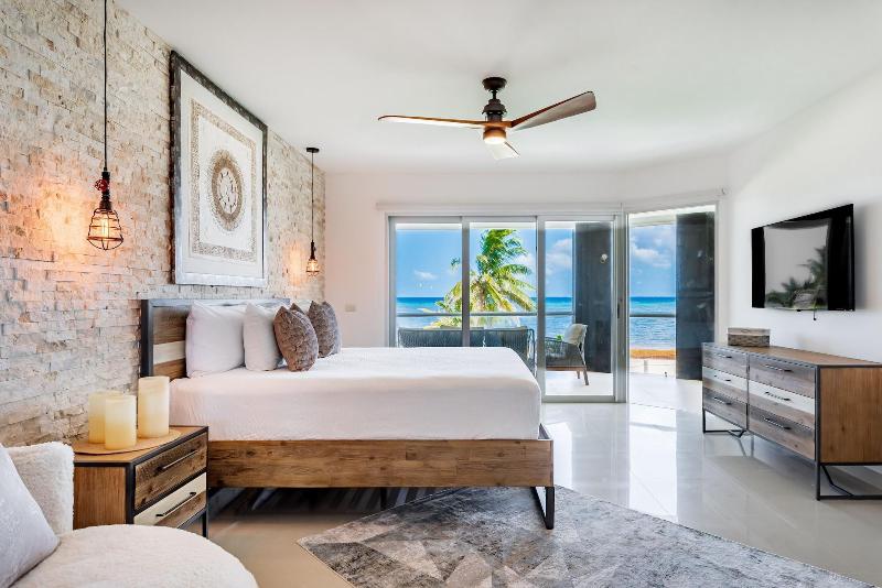 Mareazul Beach Condos Playa Del Carmen image