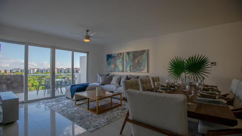 Mareazul Beach Condos Playa Del Carmen image