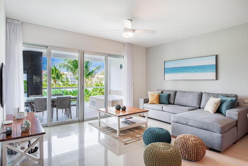 Mareazul Beach Condos Playa Del Carmen image