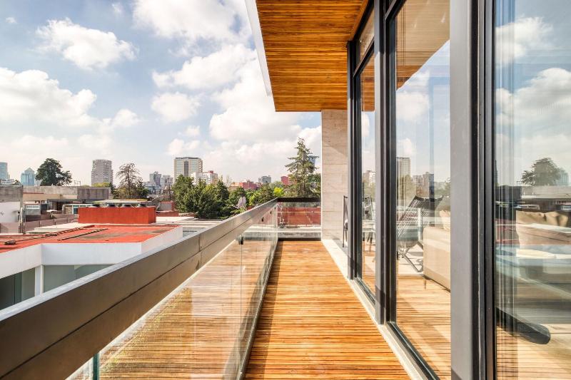 Utopic Palacio Polanco By Uliv image
