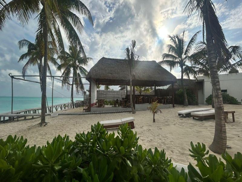Punta Blanca Beach House image