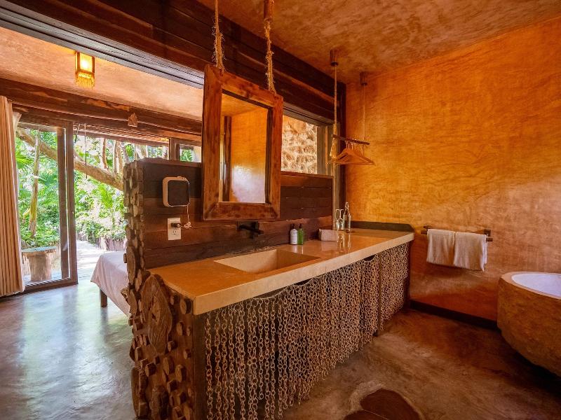 Mayan Monkey Isla Mujeres | Social Hotel image
