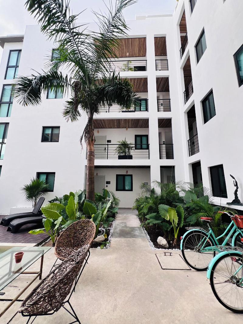 Coco Live Suites image