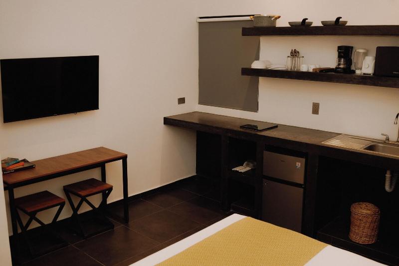Coco Live Suites image
