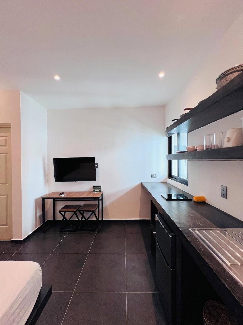 Coco Live Suites image