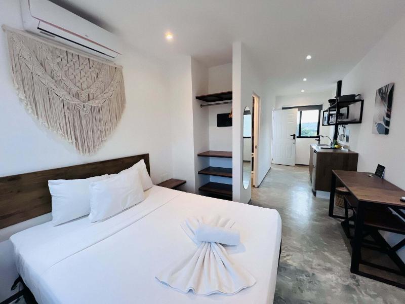 Coco Live Suites image