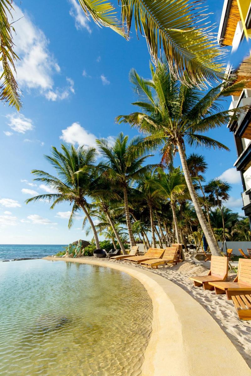 Angelina 28 Beachfront By Nah Hotels image