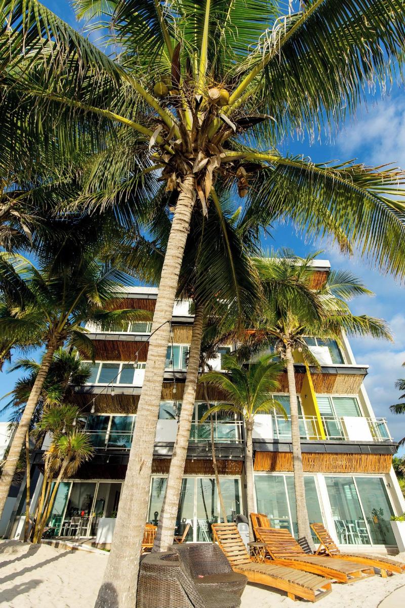 Angelina 28 Beachfront By Nah Hotels image