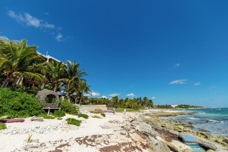 Angelina 28 Beachfront By Nah Hotels image
