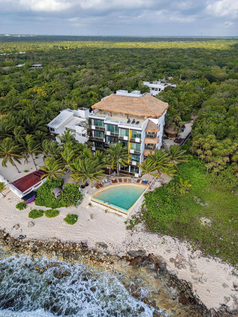 Angelina 28 Beachfront By Nah Hotels image