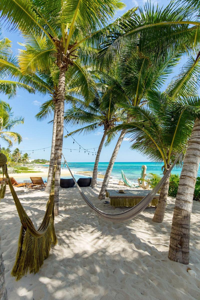 Angelina 28 Beachfront By Nah Hotels image
