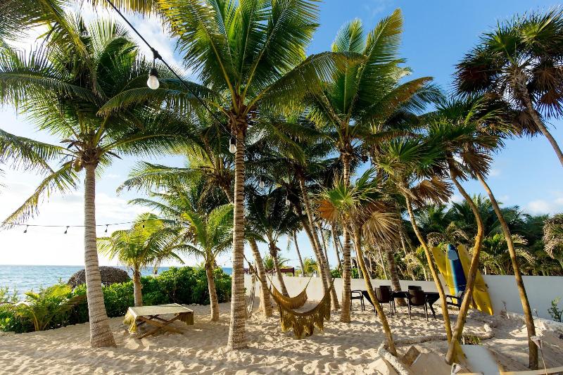 Angelina 28 Beachfront By Nah Hotels image