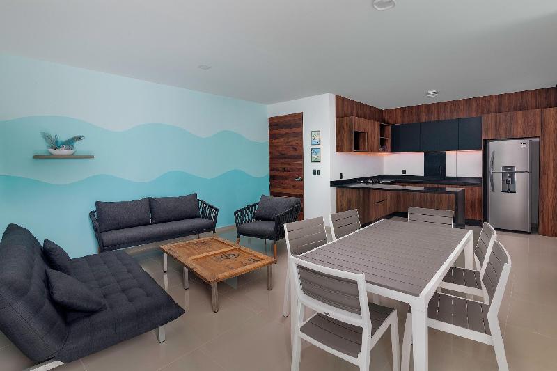 Angelina 28 Beachfront By Nah Hotels image