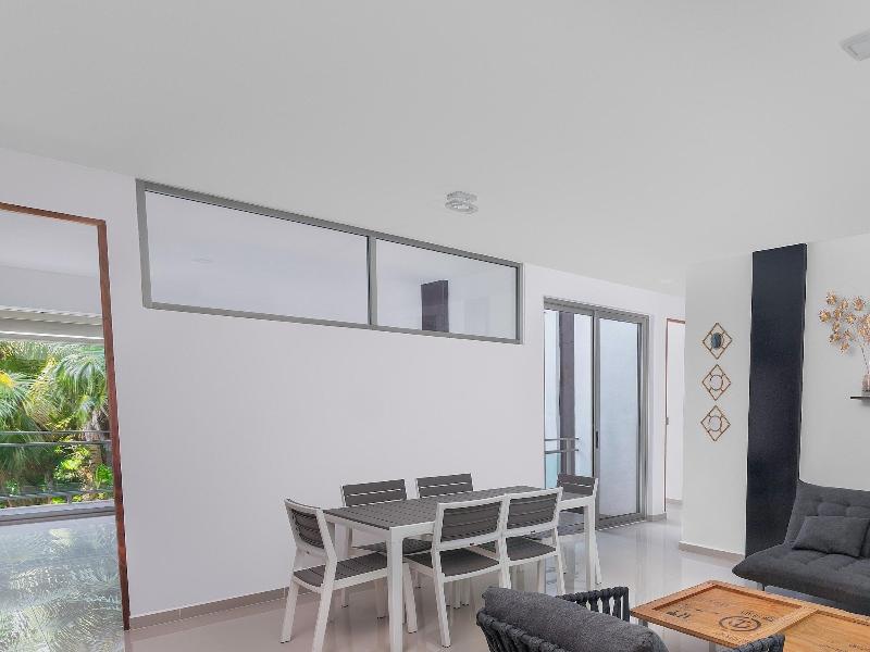 Angelina 28 Beachfront By Nah Hotels image