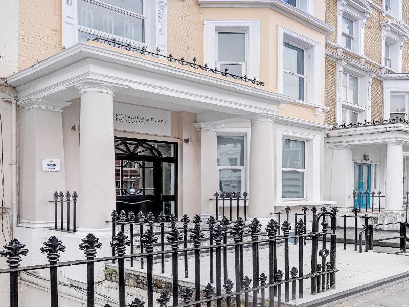 B48 London Earls Court image