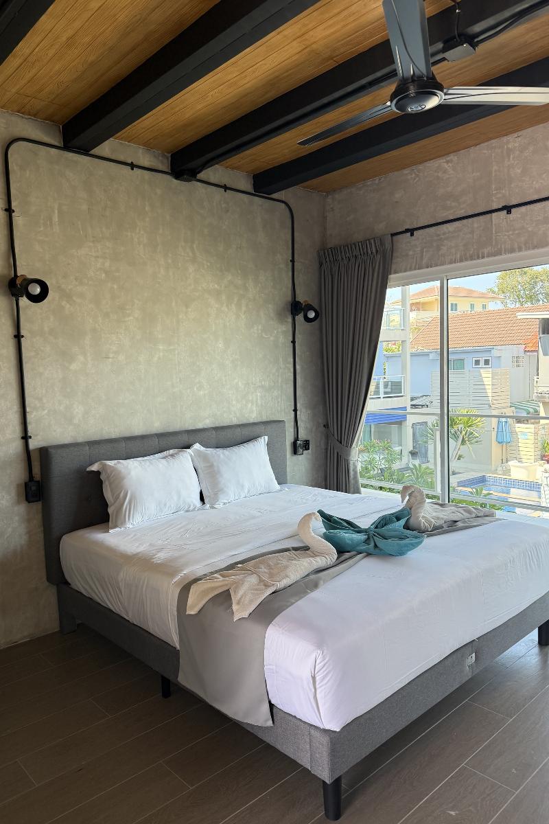 Surf & Sand Resort image