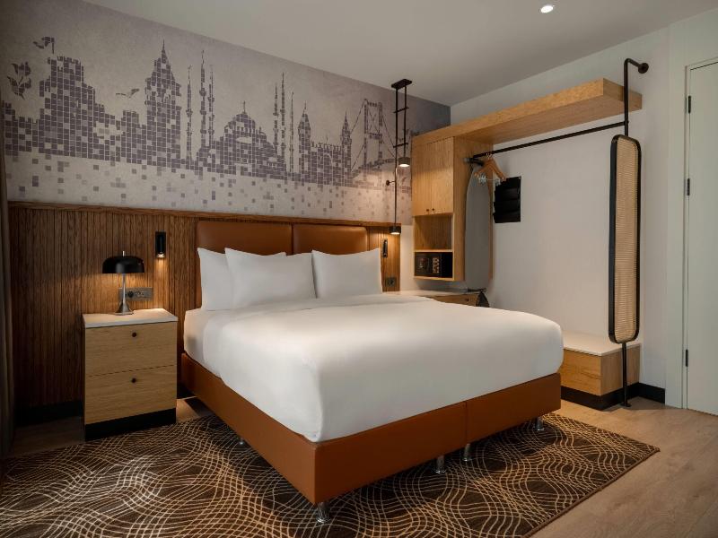 TRYP by Wyndham Istanbul Beyoglu image
