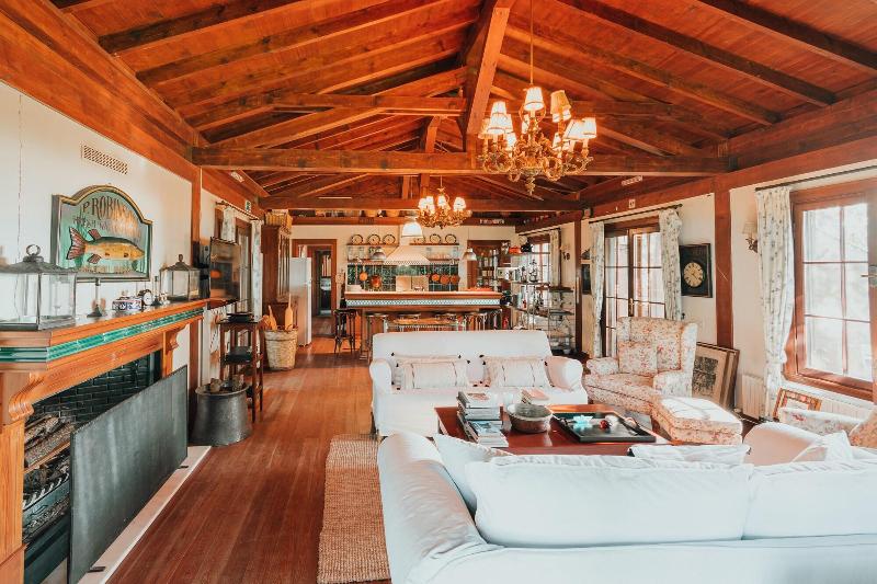 The Lake House image