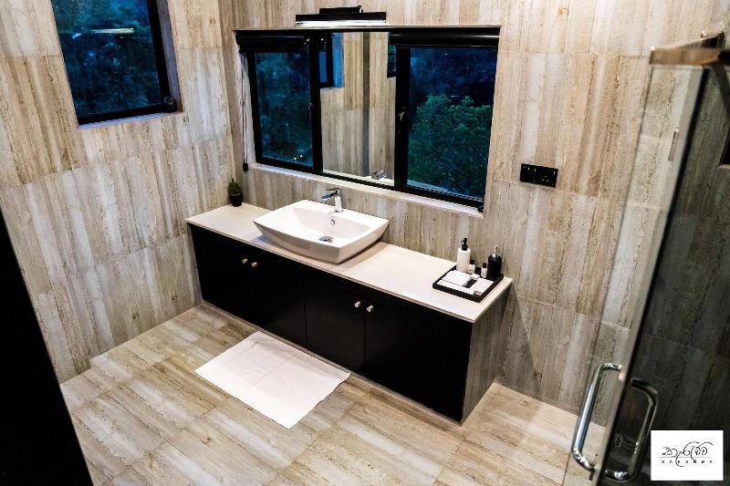 Karawwa Luxury Villas image