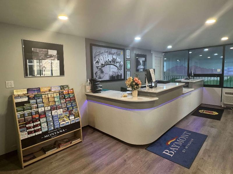 Super 8 By Wyndham Great Falls City Center image