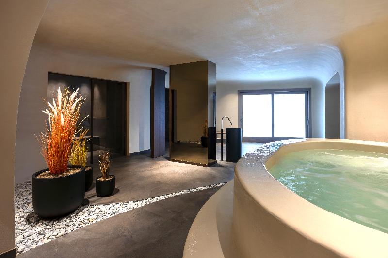 Enarma Suites & Spa Wellness Retreat image