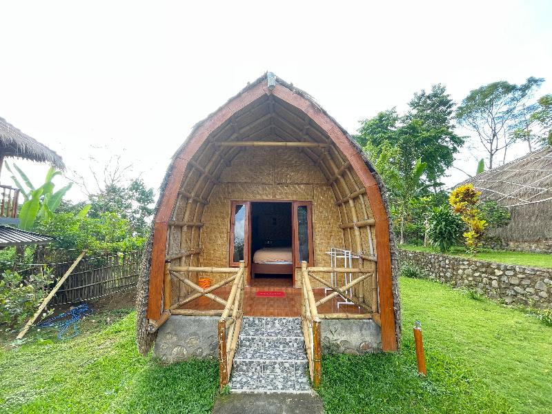 Villa Bambu Rinjani & Restaurant By Zuzu image