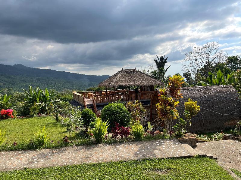 Villa Bambu Rinjani & Restaurant By Zuzu image