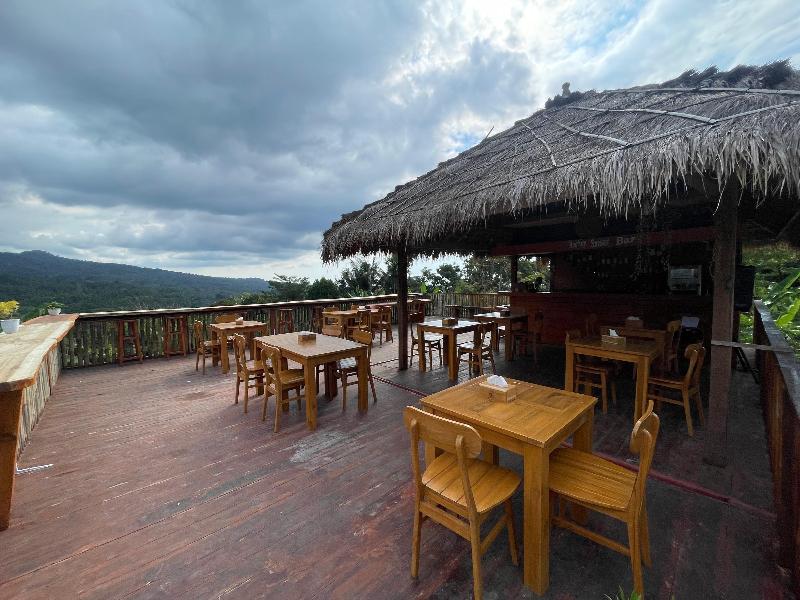 Villa Bambu Rinjani & Restaurant By Zuzu image 1