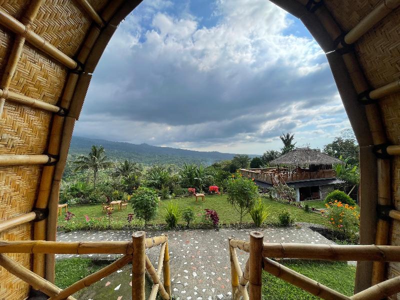 Villa Bambu Rinjani & Restaurant By Zuzu image