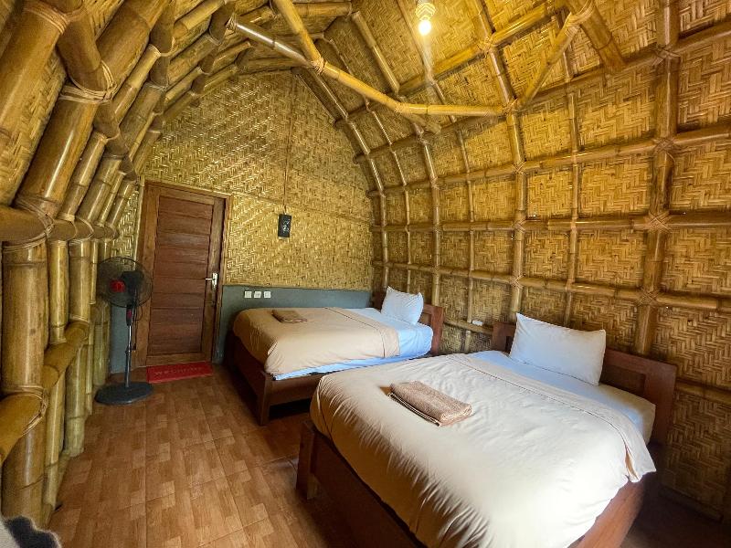 Villa Bambu Rinjani & Restaurant By Zuzu image