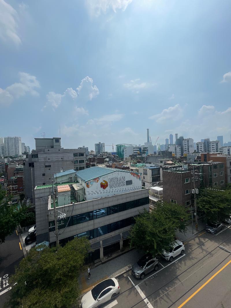 Bed & Breakfast K Wave Guesthouse Female Only