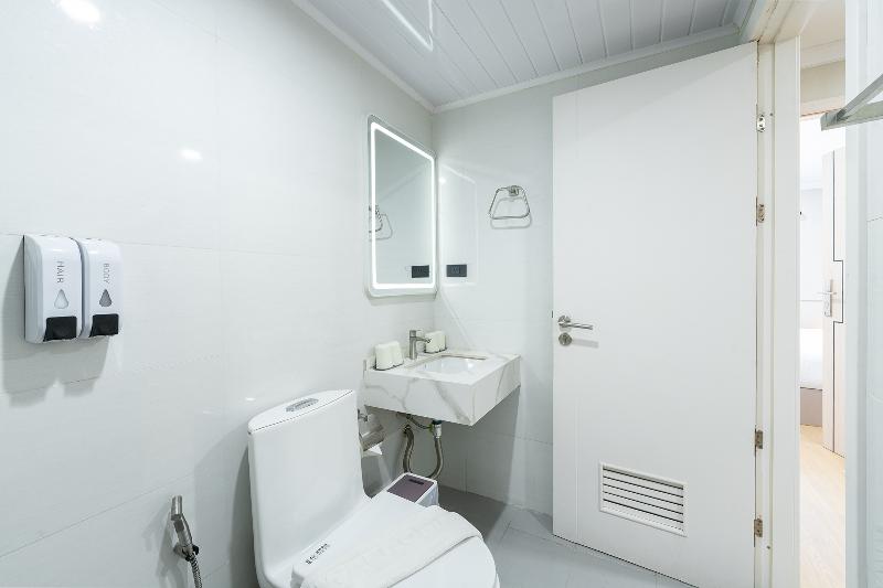 Tj 4711 Residence image