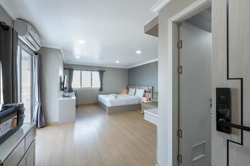Tj 4711 Residence image