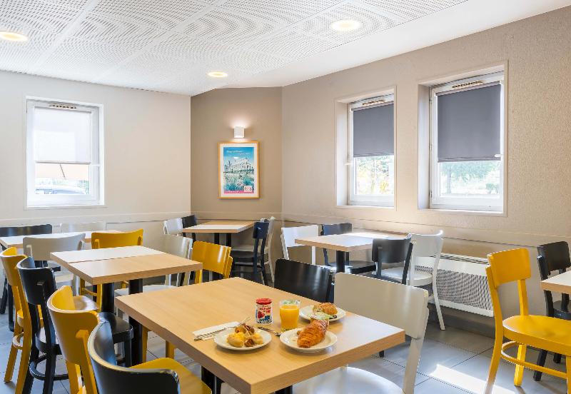 B&B HOTEL Bourges 1 image