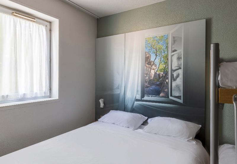 B&B HOTEL Bourges 1 image